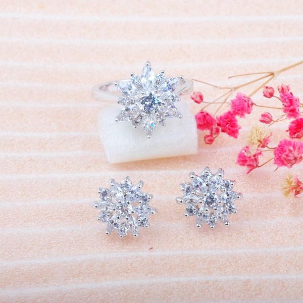 earrings & necklace russian style classic for women party jewelry sets white cubic zirconia ring set dubai jewellery mn0799, Silver
earrings & necklace russian style classic for women party jewelry sets white cubic zirconia ring set dubai jewellery mn0799, Silver