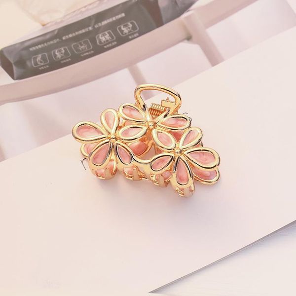 hair accessories women flower claw sweet small crab clip fashion metal hairpins gorgeous hairgrips hairclip
hair accessories women flower claw sweet small crab clip fashion metal hairpins gorgeous hairgrips hairclip