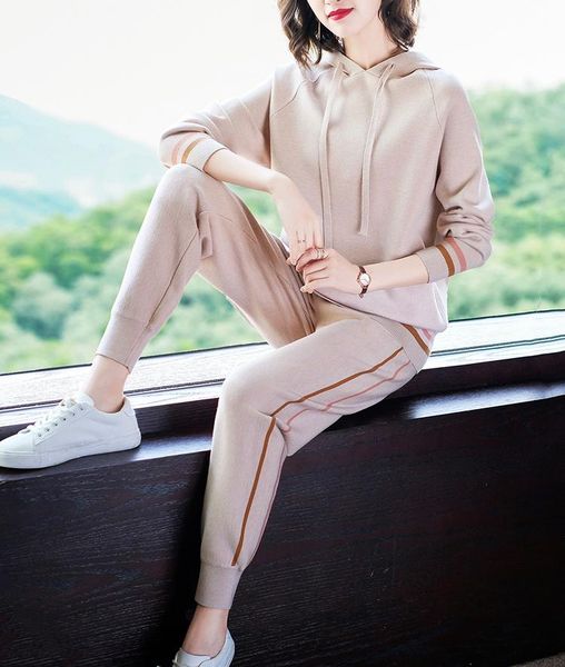 two piece dress spring autumn women casual suit hooded sweater and elastic waist knit trousers 2 set warm tracksuit ls203, White
two piece dress spring autumn women casual suit hooded sweater and elastic waist knit trousers 2 set warm tracksuit ls203, White