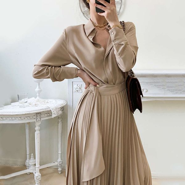 temperament lace korean chic french temperament lapel single breasted glossy up waist pleated shirt dress hot, Black;gray
temperament lace korean chic french temperament lapel single breasted glossy up waist pleated shirt dress hot, Black;gray