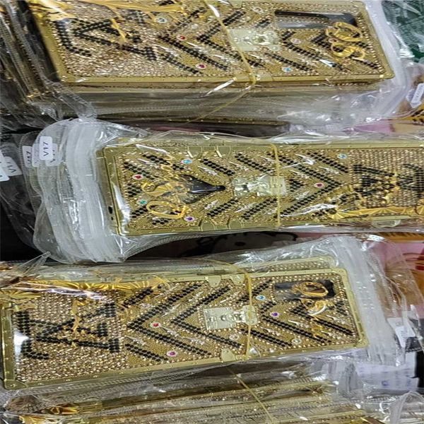 luxury design premium rhinestone phone case anti-scratch diamond defender case for iphone 12 mini 11 pro max xs max xr 8 6 plus
luxury design premium rhinestone phone case anti-scratch diamond defender case for iphone 12 mini 11 pro max xs max xr 8 6 plus