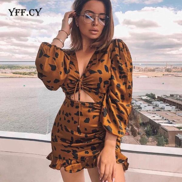 casual dresses ruffle drawstring leopard dress women v-neck puff sleeve mini 2021 fashion vintage animal print ladies, Black;gray
casual dresses ruffle drawstring leopard dress women v-neck puff sleeve mini 2021 fashion vintage animal print ladies, Black;gray
