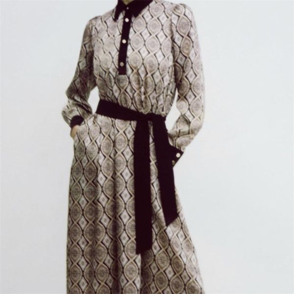 casual dresses women 2021 fashion with belt geometric print dress vintage long sleeve button-up female vestidos mujer, Black;gray
casual dresses women 2021 fashion with belt geometric print dress vintage long sleeve button-up female vestidos mujer, Black;gray