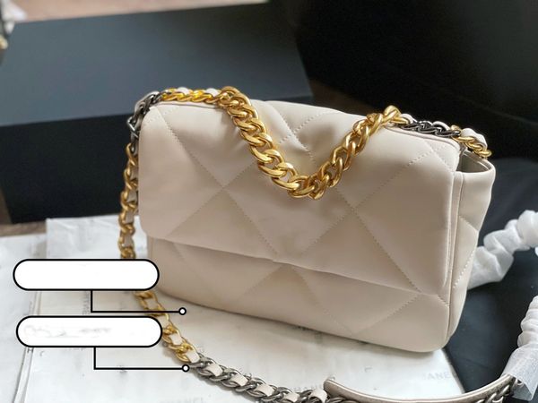 2021 fashionable and beautiful ladies famous shoulder bag leather chain messenger bag fashionable size:base size:25*20cm1, Black
2021 fashionable and beautiful ladies famous shoulder bag leather chain messenger bag fashionable size:base size:25*20cm1, Black