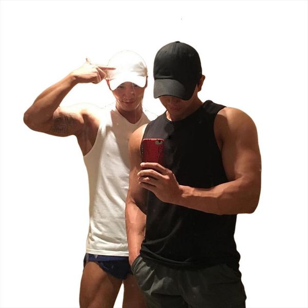 mens tank summer solid color men sleeveless casual vest round neck loose breathable quick drying sports plus size, White;black
mens tank summer solid color men sleeveless casual vest round neck loose breathable quick drying sports plus size, White;black