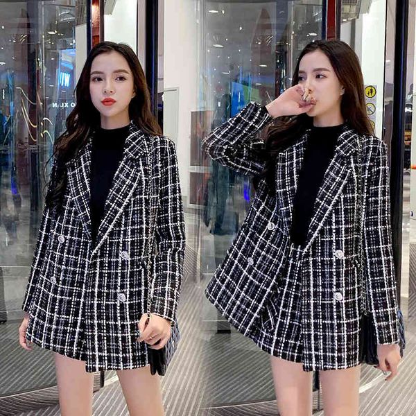 women's suits & blazers autumn and winter small fragrance professional women tweed plaid jacket high waist short shorts two-piece suit, White;black
women's suits & blazers autumn and winter small fragrance professional women tweed plaid jacket high waist short shorts two-piece suit, White;black