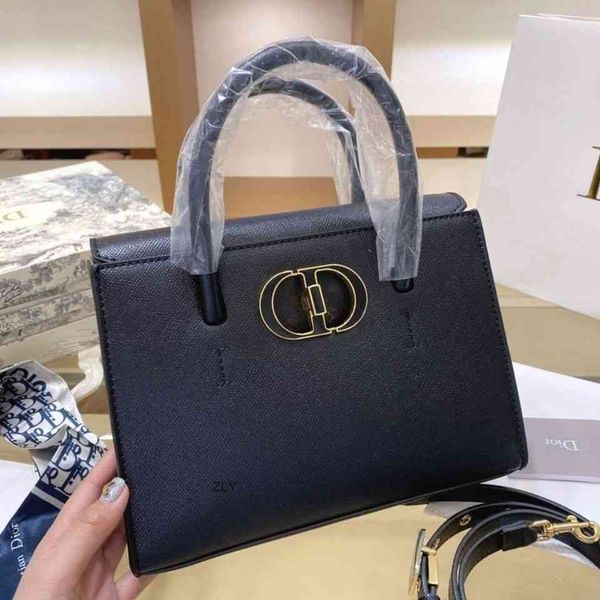 d di ce 2021 casual and fashionable portable one shoulder small fragrance princess bag women's zly bags
d di ce 2021 casual and fashionable portable one shoulder small fragrance princess bag women's zly bags