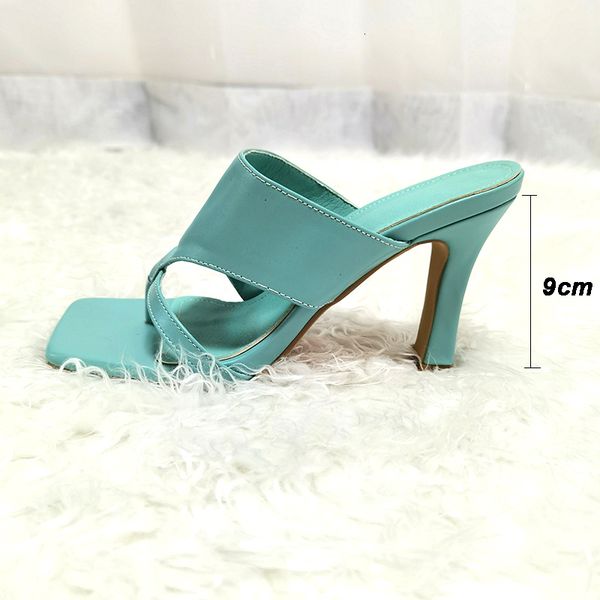 2021 new shoes slippers summer outdoor sandals thin high heel slip on flip flop elegant women slides big size 40 41 p5w4, Black
2021 new shoes slippers summer outdoor sandals thin high heel slip on flip flop elegant women slides big size 40 41 p5w4, Black