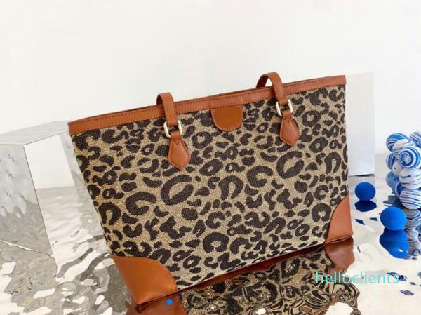 2022 designers womens leopard bags big shopping hobo purses lady handbag woemns crossbody shoulder channel totes handbag
2022 designers womens leopard bags big shopping hobo purses lady handbag woemns crossbody shoulder channel totes handbag