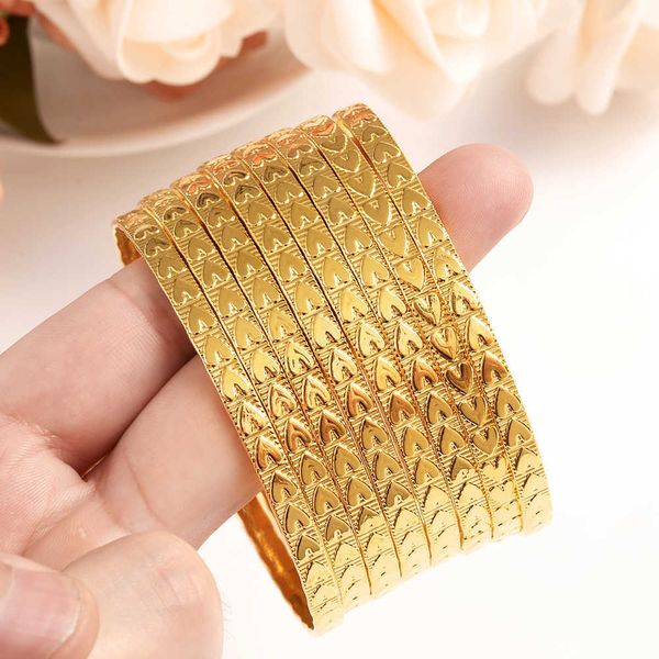 big round ethiopian love heart jewelry bangles big gold bangles dubai gold jewelry bangles for women wedding bridal party gifts q0719, Black
big round ethiopian love heart jewelry bangles big gold bangles dubai gold jewelry bangles for women wedding bridal party gifts q0719, Black