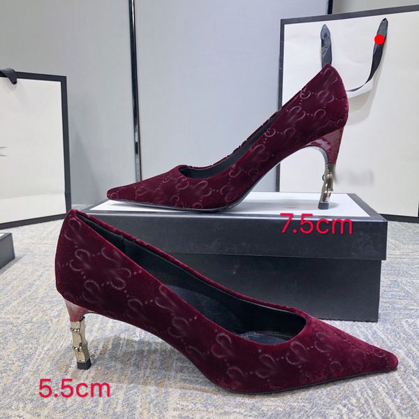 2021 good quality fashion women luxurys designers shoes designer sandals womens luxury high heels sandal dress shoess with box size 35-41 -h, Black
2021 good quality fashion women luxurys designers shoes designer sandals womens luxury high heels sandal dress shoess with box size 35-41 -h, Black