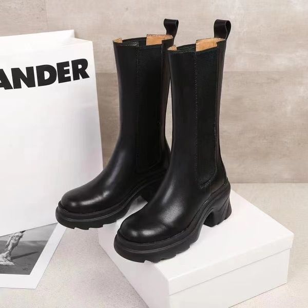 thick soled raised women's middle boots designer style leather material european and american fashion shoes size 35-40, Black
thick soled raised women's middle boots designer style leather material european and american fashion shoes size 35-40, Black