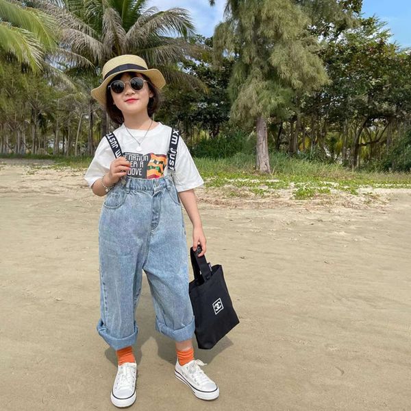 cong xiaomei's homemade loose denim suspenders 2021 spring children's and girls' trousers, Blue
cong xiaomei's homemade loose denim suspenders 2021 spring children's and girls' trousers, Blue