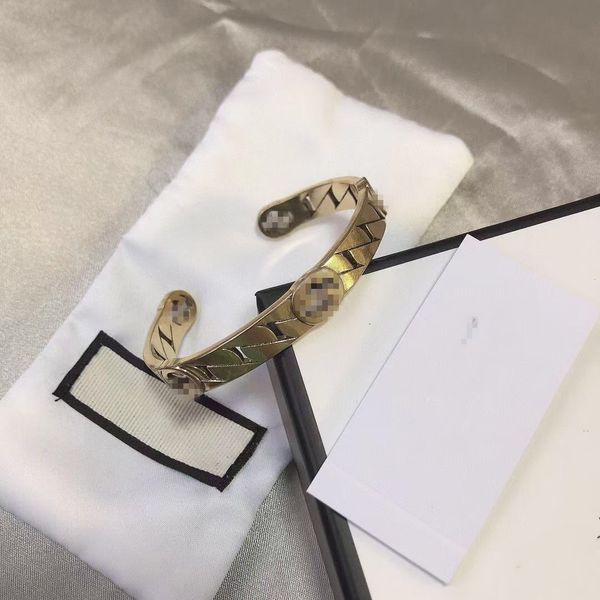 2021 european and american chain twisted rope letter opening bracelets retro trend men women couple hollow bracelet fast delivery, Golden;silver
2021 european and american chain twisted rope letter opening bracelets retro trend men women couple hollow bracelet fast delivery, Golden;silver