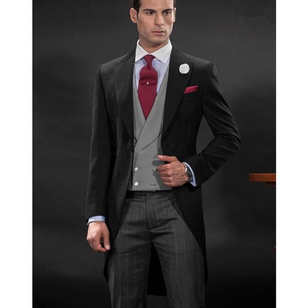 men's suits & blazers arrival tailcoat men for wedding prom stage (jacket+pants+vest) slim fit suit set groomsman man groom tuxedos, White;black
men's suits & blazers arrival tailcoat men for wedding prom stage (jacket+pants+vest) slim fit suit set groomsman man groom tuxedos, White;black