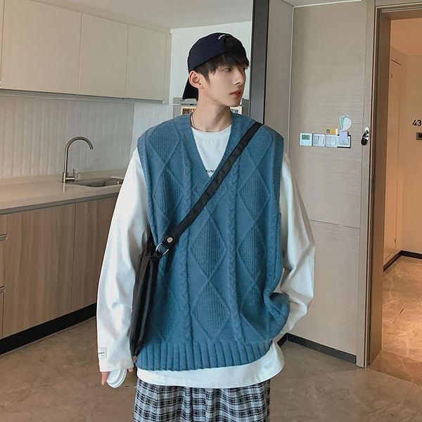 men's vests autumn versatile v-neck lazy sweater vest diamond lattice twist couple, Black;white
men's vests autumn versatile v-neck lazy sweater vest diamond lattice twist couple, Black;white