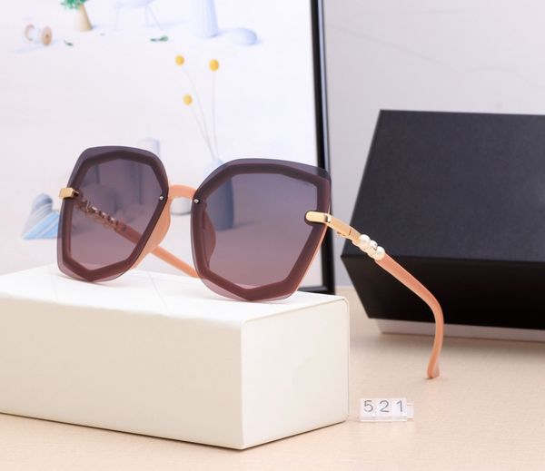 21 new fashion designer sunglasses brand polarized lens sun glasses eyewear for women eyeglasses metal fram 521, White;black
21 new fashion designer sunglasses brand polarized lens sun glasses eyewear for women eyeglasses metal fram 521, White;black