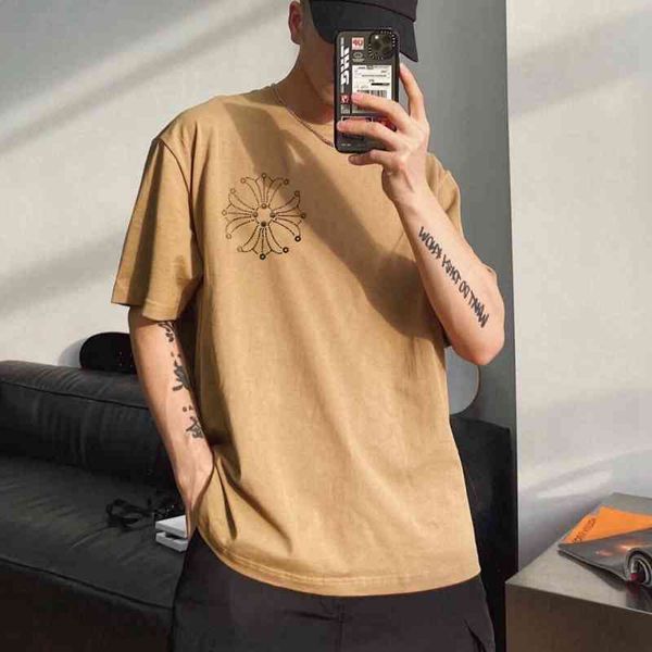 21 summer fashion men's and women's cro half nut drill horseshoe sanskrit cross short sleeve t-shirt, White;black
21 summer fashion men's and women's cro half nut drill horseshoe sanskrit cross short sleeve t-shirt, White;black