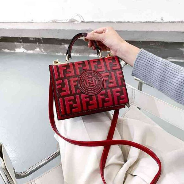 80% off shop clearance fashion small square new embossed bag trend women's one shoulder messenger bag
80% off shop clearance fashion small square new embossed bag trend women's one shoulder messenger bag