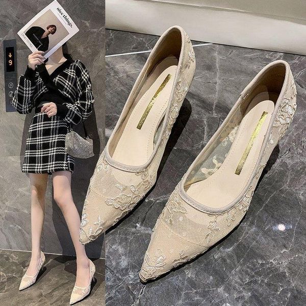 dress shoes 2021 spring and summer stiletto pointed high heels breathable mesh embroidery all-match mid-heel single women, Black
dress shoes 2021 spring and summer stiletto pointed high heels breathable mesh embroidery all-match mid-heel single women, Black