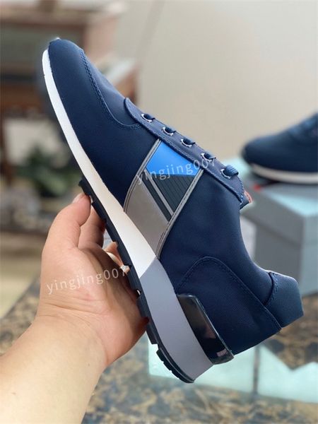 2021 designers boots wheel re-nylon men shoes cotton valentinoes shoes canvas high-sneakers with correct rubber triangle logo causal stitchi, Black
2021 designers boots wheel re-nylon men shoes cotton valentinoes shoes canvas high-sneakers with correct rubber triangle logo causal stitchi, Black