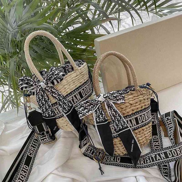 2022 latest handbag factory store july woven female straw summer ins scarf beach bucket single shoulder
2022 latest handbag factory store july woven female straw summer ins scarf beach bucket single shoulder