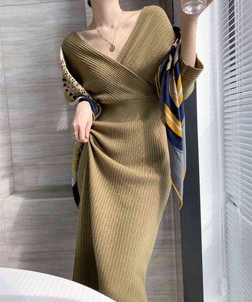casual dresses 2022 autumn winter elegant careful machine tea dr's v-neck bottomed slim fit sweater with coat knitted, Black;gray
casual dresses 2022 autumn winter elegant careful machine tea dr's v-neck bottomed slim fit sweater with coat knitted, Black;gray