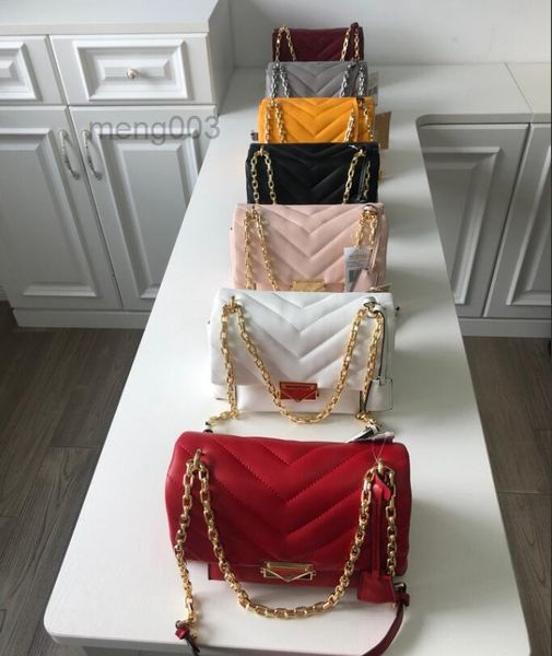 s s bag fashion small square bag, bag handbag, one-shoulder chain fashion and classic go out the essential bag
s s bag fashion small square bag, bag handbag, one-shoulder chain fashion and classic go out the essential bag
