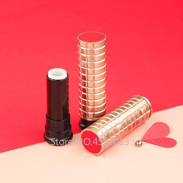 10/30/50pcs round gold empty lipstick tube 12.1mm lip container lipstick shell packaging refillable makeup cosmetics
10/30/50pcs round gold empty lipstick tube 12.1mm lip container lipstick shell packaging refillable makeup cosmetics