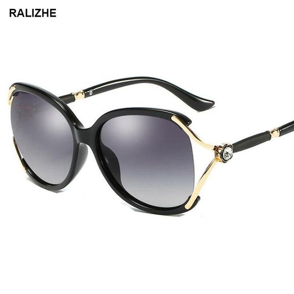 fashion brand designer new women polarized sunglasses luxury diamond ladies vintage black sun glasses for driving goggle uv400, White;black
fashion brand designer new women polarized sunglasses luxury diamond ladies vintage black sun glasses for driving goggle uv400, White;black