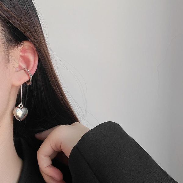 stud long earring heart pendant ear bone clip women fashion simplicity charms cute eardrop exquisite party korean zinc alloy kolczyki, Golden;silver
stud long earring heart pendant ear bone clip women fashion simplicity charms cute eardrop exquisite party korean zinc alloy kolczyki, Golden;silver