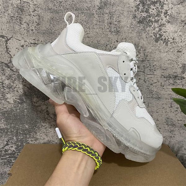 mens womens casual shoes white black air cushion triple s low make old combination boots sports size eur 36-45
mens womens casual shoes white black air cushion triple s low make old combination boots sports size eur 36-45