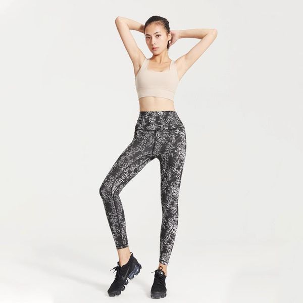 yoga outfits women vital seamless pants camouflage high elastic push up gym leggings sport fitness running female, White;red
yoga outfits women vital seamless pants camouflage high elastic push up gym leggings sport fitness running female, White;red
