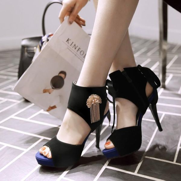 2021 korean version bow fish mouth princess women's shoes thick heel waterproof platform high heel sandals women's summer versat, Black
2021 korean version bow fish mouth princess women's shoes thick heel waterproof platform high heel sandals women's summer versat, Black
