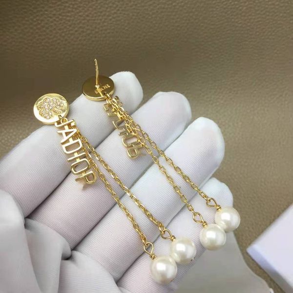 design jewelry 2021 new letter tassel net red temperament female ear line earrings, Golden
design jewelry 2021 new letter tassel net red temperament female ear line earrings, Golden