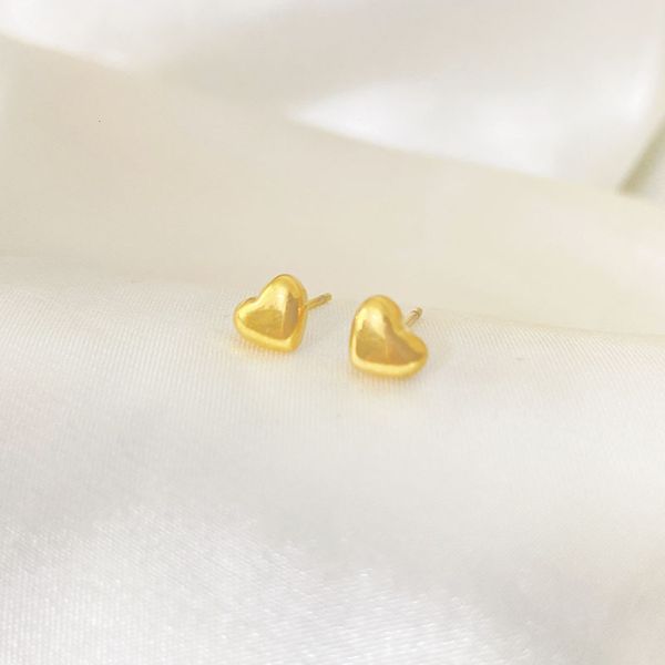 mini little love titanium earrings female simple earrings rose fashion
mini little love titanium earrings female simple earrings rose fashion
