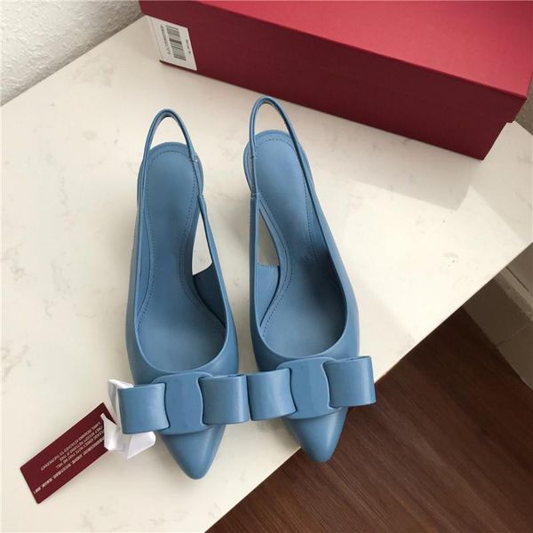 sandals 2021 autumn genuine leather sheepskin women bow-tie designer shoes med heel 5.5 cm lady party pump, Black
sandals 2021 autumn genuine leather sheepskin women bow-tie designer shoes med heel 5.5 cm lady party pump, Black