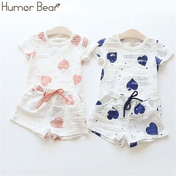 baby girls clothes sets summer heart printed girl short sleeve shirts+shorts casual bodysuit kids 210611, White
baby girls clothes sets summer heart printed girl short sleeve shirts+shorts casual bodysuit kids 210611, White
