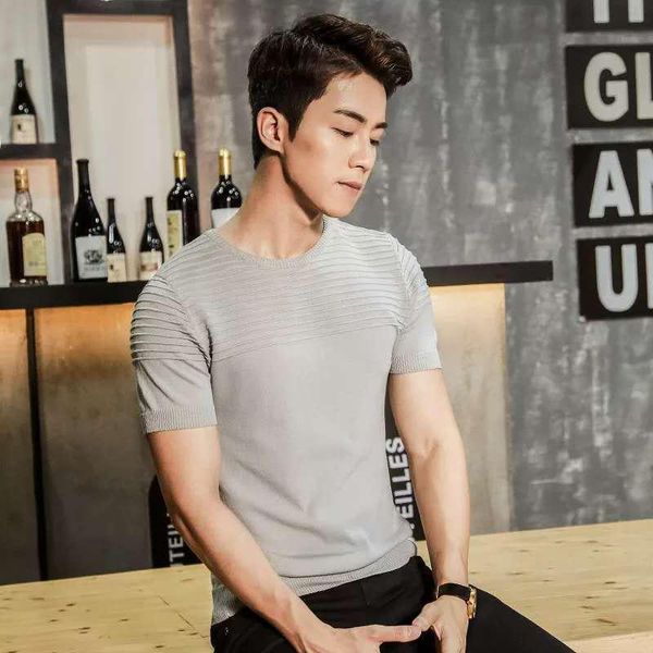 men's sweaters 2021 spring short-sleeve sweater korean pullover thickened knit solid color trend, White;black
men's sweaters 2021 spring short-sleeve sweater korean pullover thickened knit solid color trend, White;black