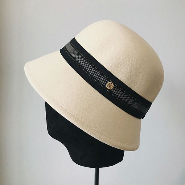 2021 new women wool winter wide brim bucket cloche cap felt fedora hat ribbon band derby church bowler hats crushable eycc, Blue;gray
2021 new women wool winter wide brim bucket cloche cap felt fedora hat ribbon band derby church bowler hats crushable eycc, Blue;gray