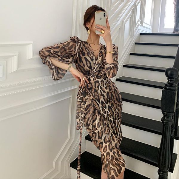 casual dresses spring autumn long sleeve leopard dress for women v-neck tunic lace up knee length korean 2021 robe femme, Black;gray
casual dresses spring autumn long sleeve leopard dress for women v-neck tunic lace up knee length korean 2021 robe femme, Black;gray