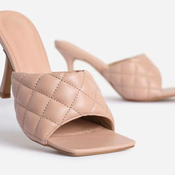 yuxiang summer women shoes mules design slippers sandals square sole slides high heel 9cm female sandales big size 39 41 42, Black
yuxiang summer women shoes mules design slippers sandals square sole slides high heel 9cm female sandales big size 39 41 42, Black