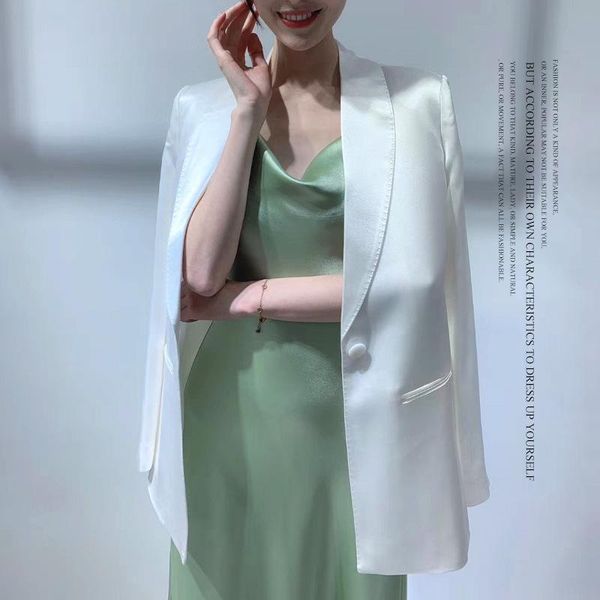 women's suits & blazers high-end acetate satin suit 2021 spring, summer, autumn fashion tailored comparable to silk coat, White;black
women's suits & blazers high-end acetate satin suit 2021 spring, summer, autumn fashion tailored comparable to silk coat, White;black
