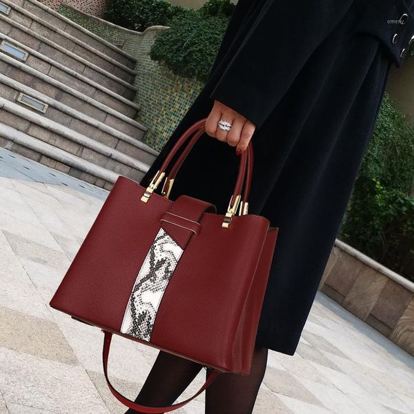 evening bags real leather2021 high-quality fashion large-capacity all-match one-shoulder messenger lady handbag famous luxury designer cc1
evening bags real leather2021 high-quality fashion large-capacity all-match one-shoulder messenger lady handbag famous luxury designer cc1
