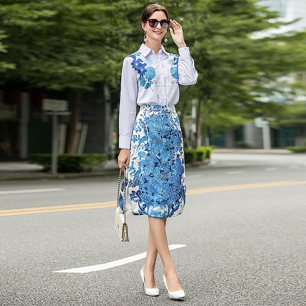 autumn new party vacation striped long sleeve shirt loose half skirt print vintage chic women's sets quyp, Black;gray
autumn new party vacation striped long sleeve shirt loose half skirt print vintage chic women's sets quyp, Black;gray