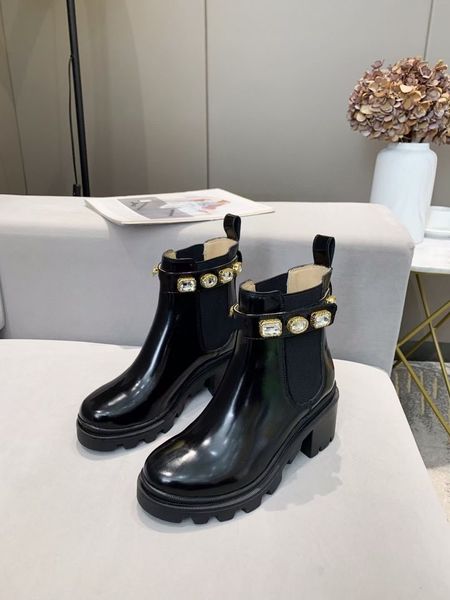 ankle boot with belt new arrive fashion luxury boots genuine leather designer boots size 35-41 model sdm0003, Black 
ankle boot with belt new arrive fashion luxury boots genuine leather designer boots size 35-41 model sdm0003, Black