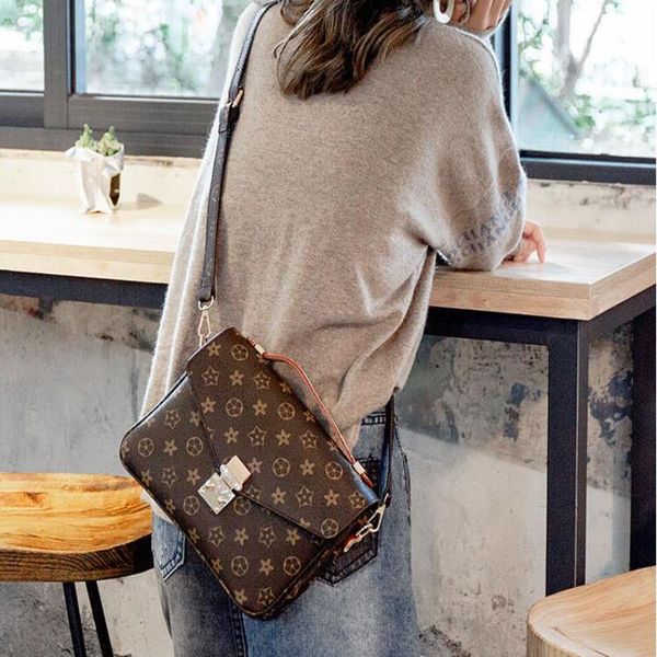 v5036 fashion women bag hand high lady bag mobile small casual bags body phone bags cross quality pu handbags tote shoulder leather gen cgcf
v5036 fashion women bag hand high lady bag mobile small casual bags body phone bags cross quality pu handbags tote shoulder leather gen cgcf