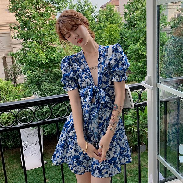 sanya seaside vacation summer 2021 new french retro puff chiffon dress floral super faerie kawaii y1dd, Black;gray
sanya seaside vacation summer 2021 new french retro puff chiffon dress floral super faerie kawaii y1dd, Black;gray