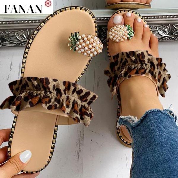 slippers fanan women slipper fashion pineapple pearl flat toe bohemian leopard print casual beach sandals ladies shoes platform 2021, Black
slippers fanan women slipper fashion pineapple pearl flat toe bohemian leopard print casual beach sandals ladies shoes platform 2021, Black