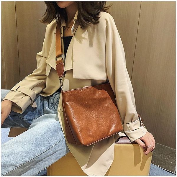 shoulder bags 2021 style retro messenger bag female fashion elegant chain cool solid color
shoulder bags 2021 style retro messenger bag female fashion elegant chain cool solid color